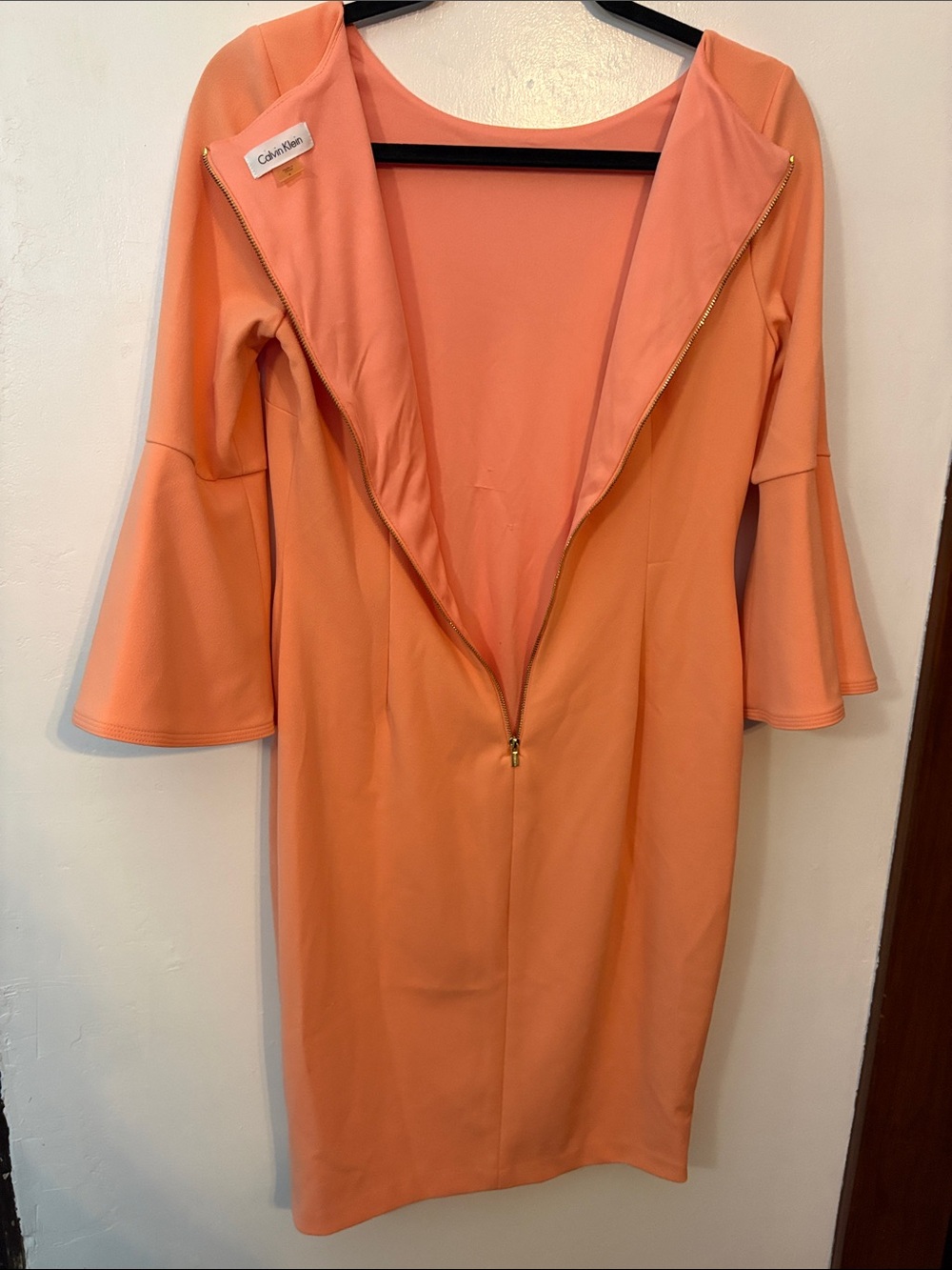 Calvin Klein Women's Peach Bell-Sleeve Sheath Dress Size 6 - Picture 8 of 8